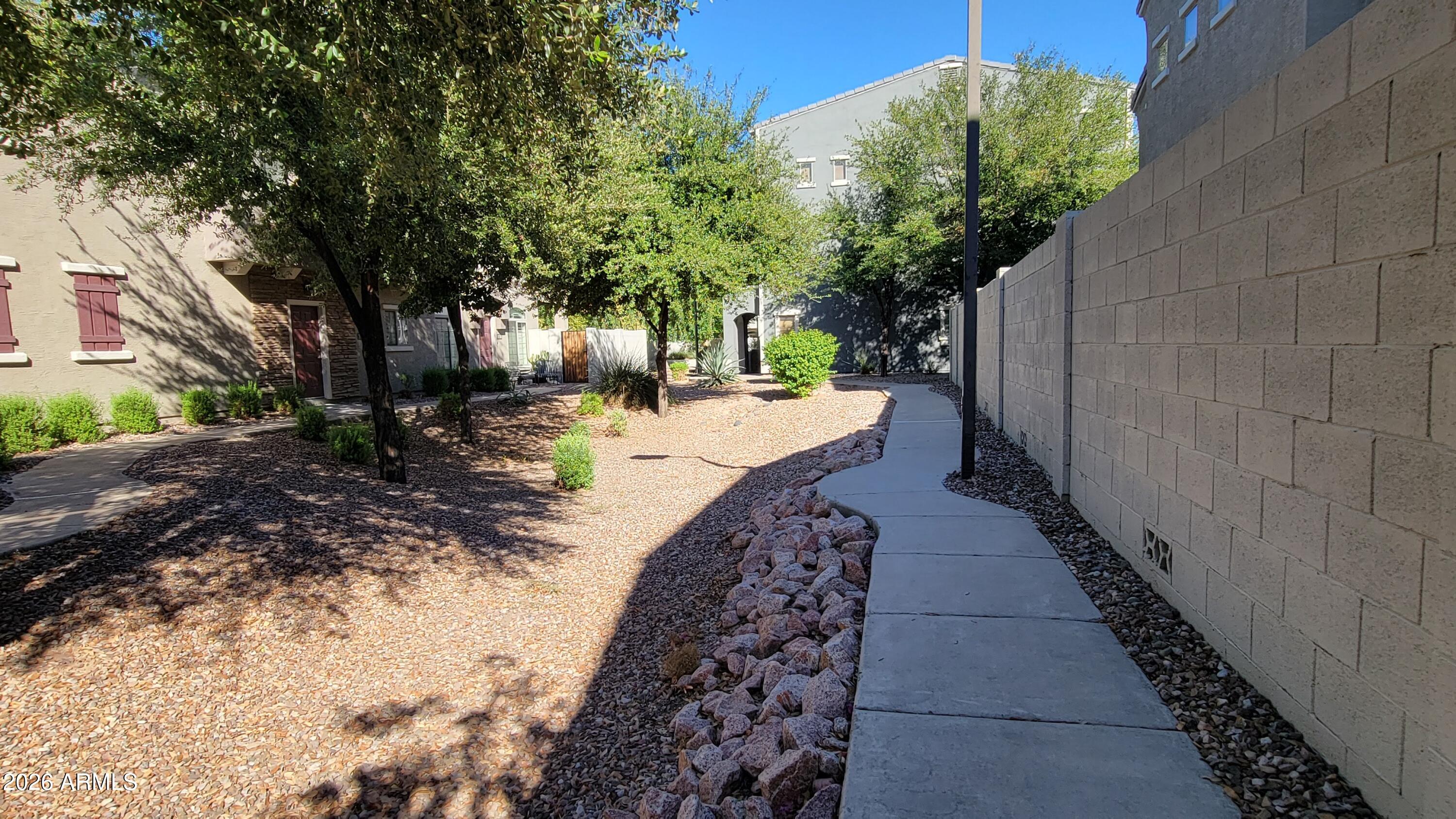 2402 E 5TH Street 1497