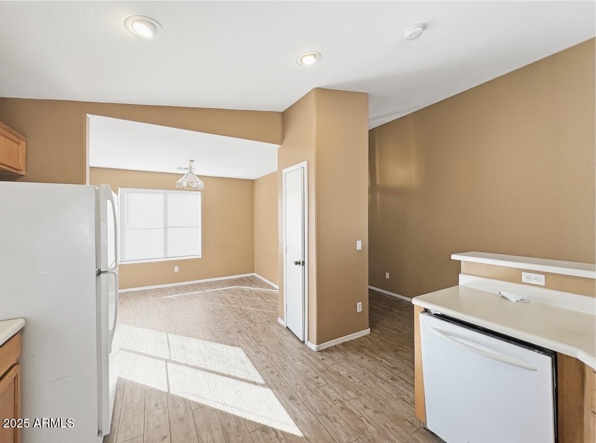 2330 W MALDONADO Road