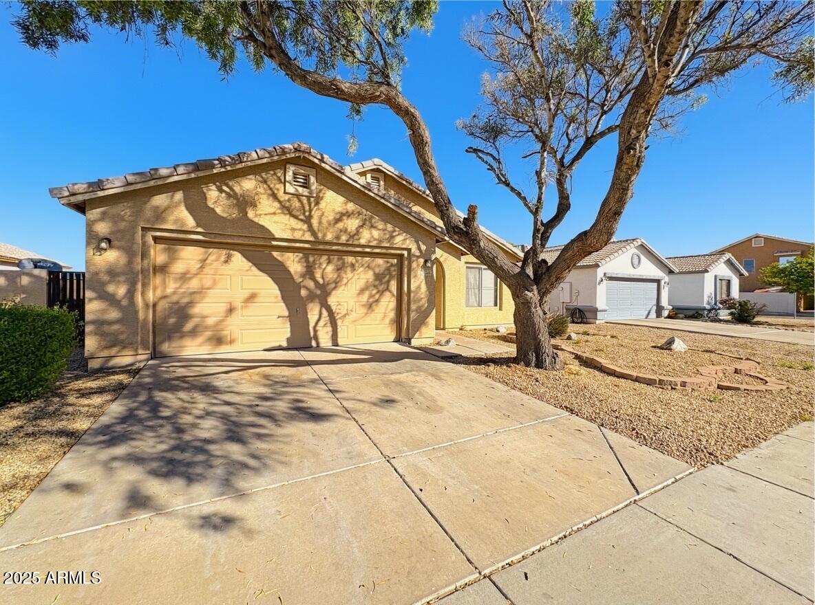 2330 W MALDONADO Road