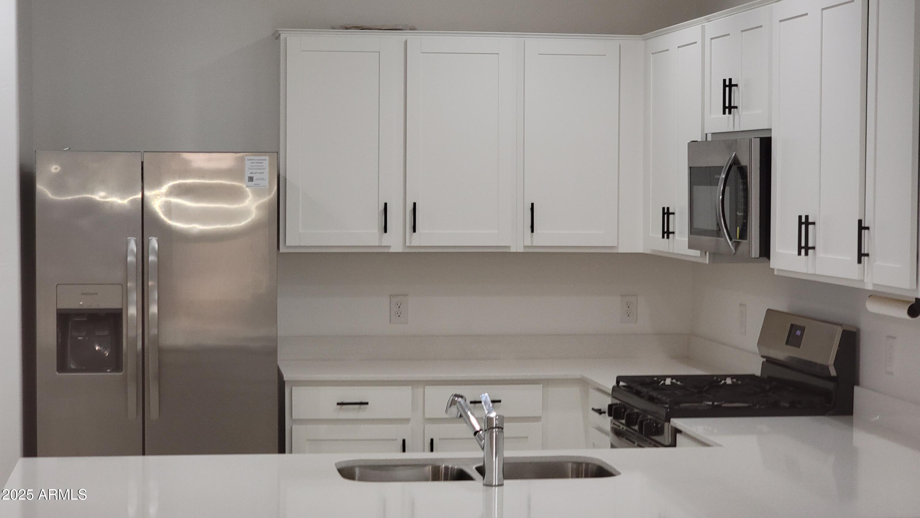 15588 W WILLIAMS Street