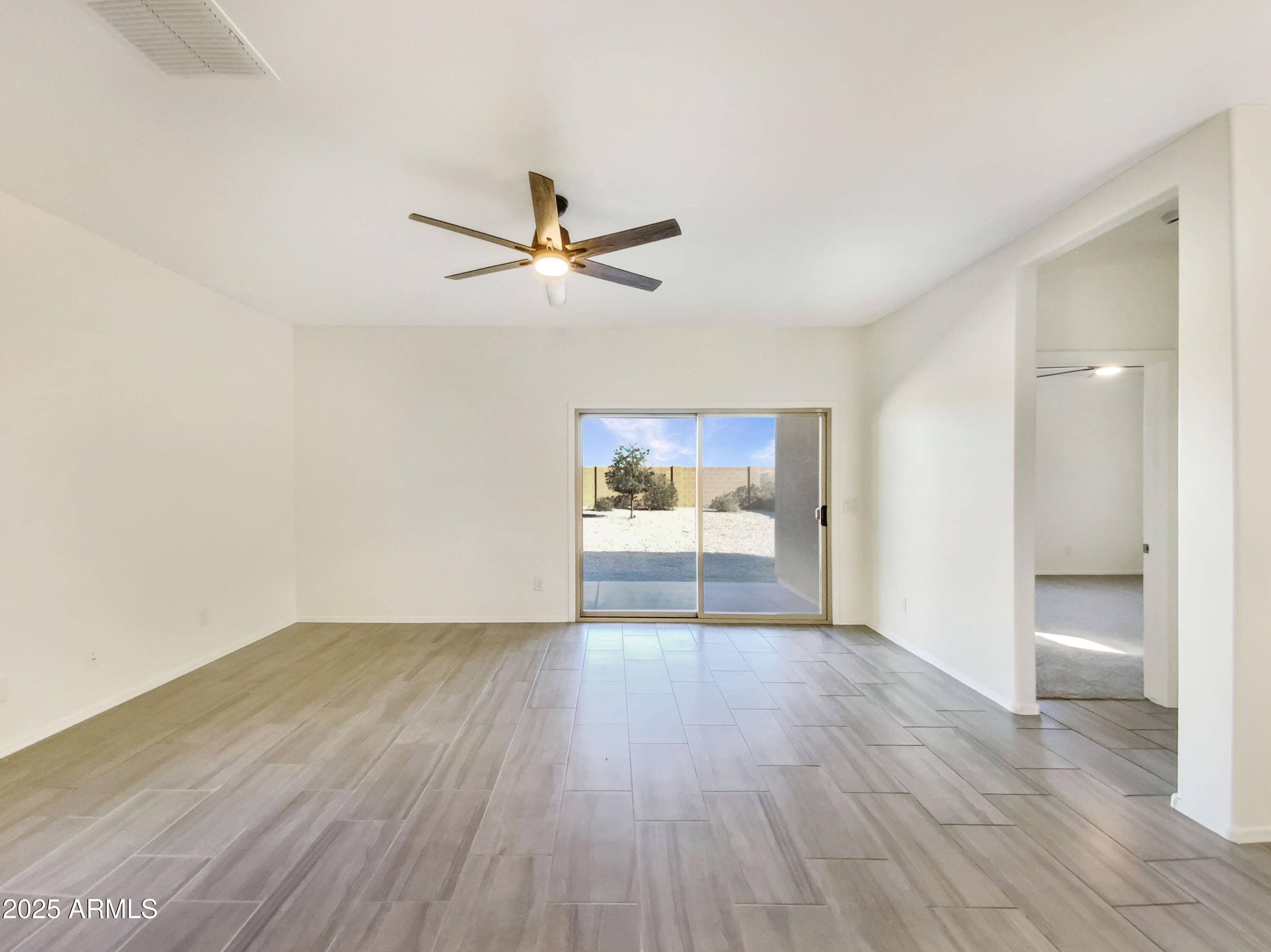 1752 N HUBBARD Street