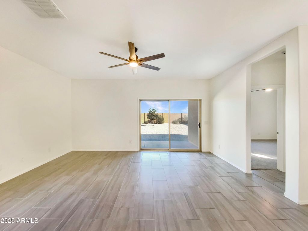 Photo of 1752 N Hubbard Street, Casa Grande, AZ 85122 (MLS # 6957176)