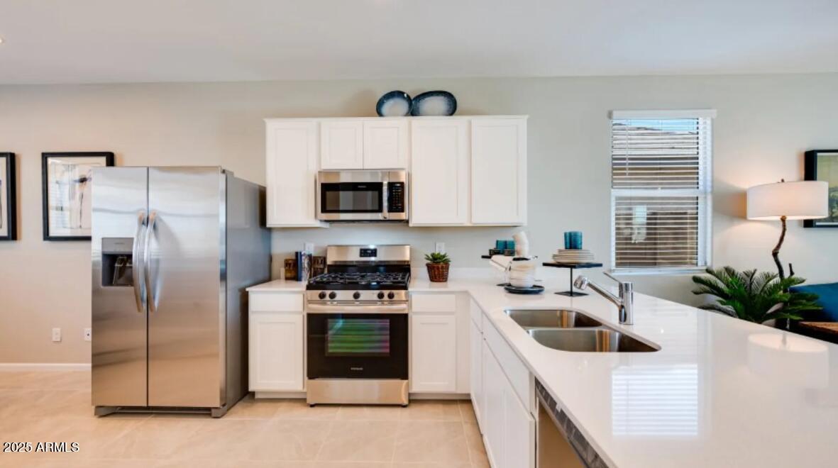 17304 W GRAY FOX Trail