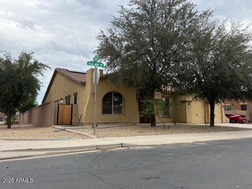 Photo of 16246 W Hualapai Street, Goodyear, AZ 85338 (MLS # 6932315)