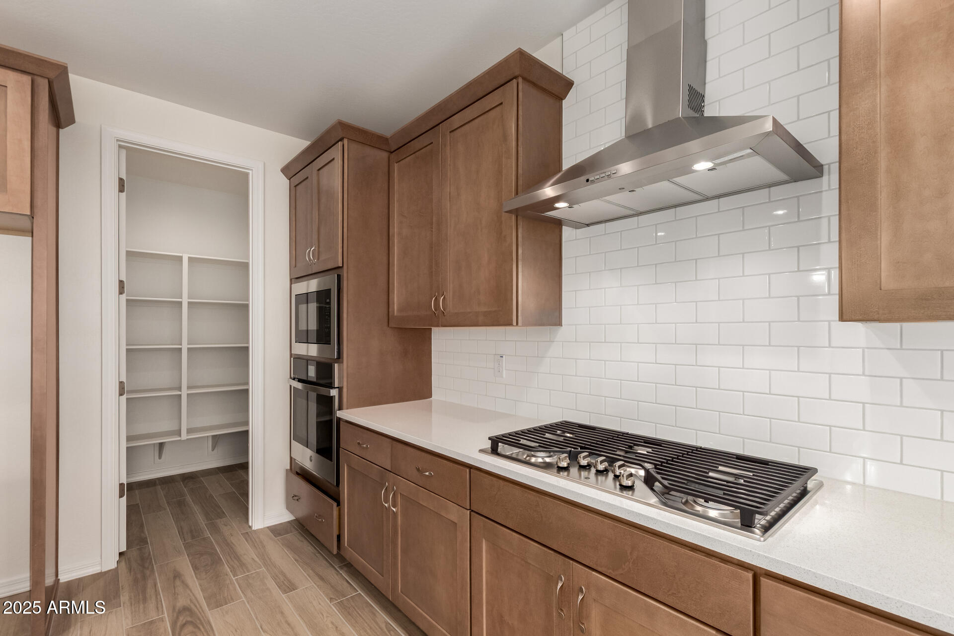 4823 W CAPISTRANO Avenue