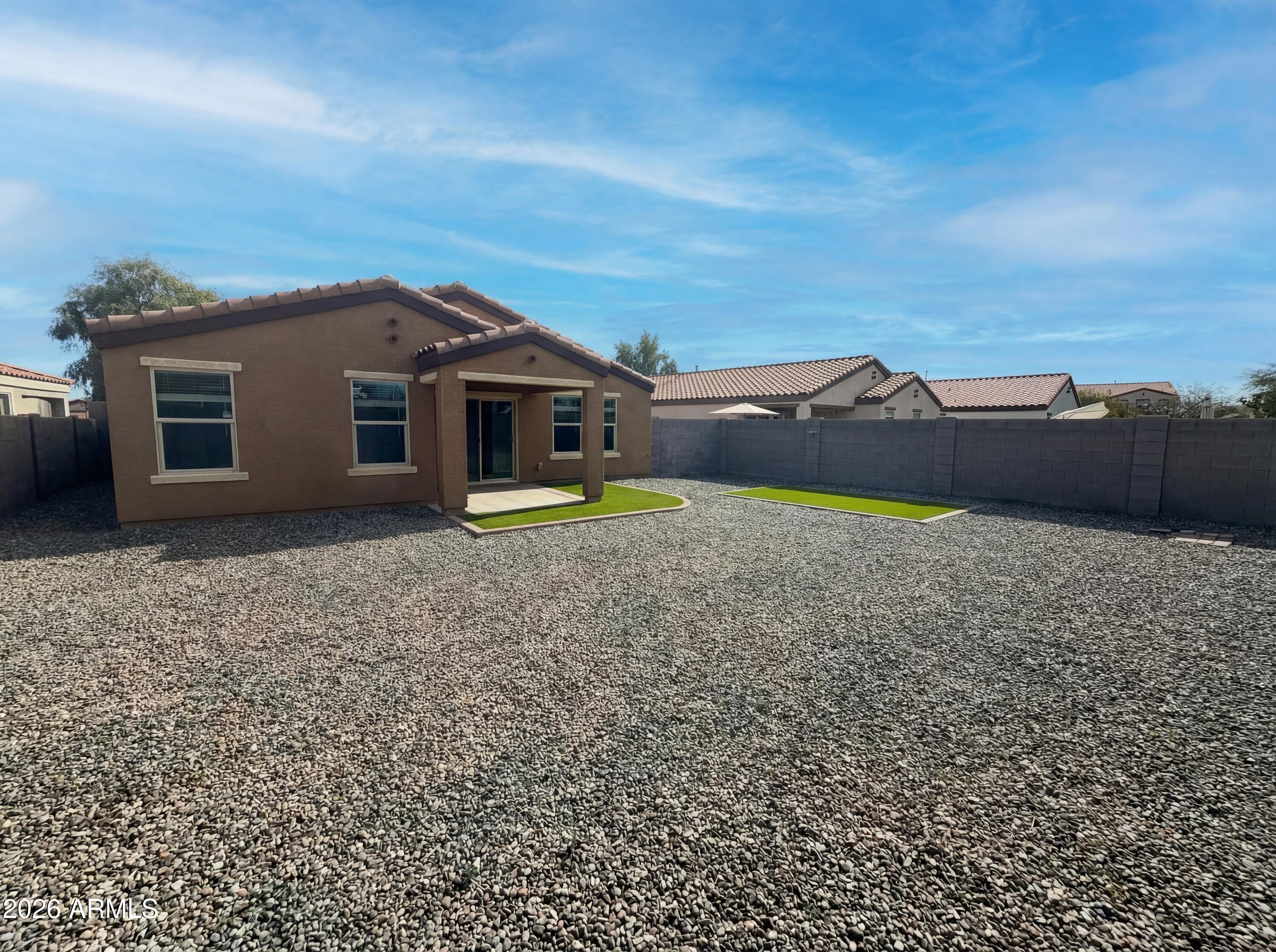 20016 W WASHINGTON Street