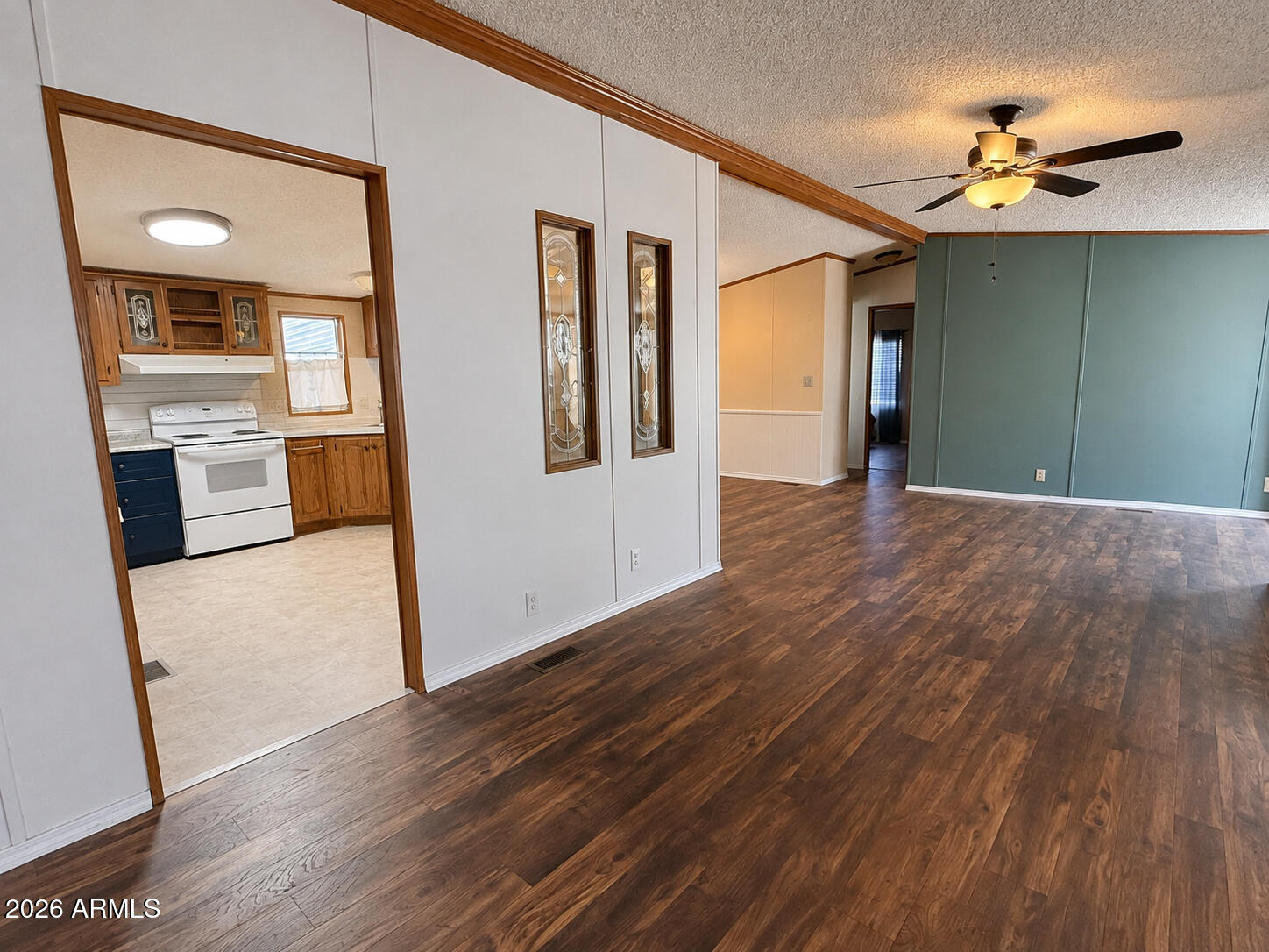 2727 E UNIVERSITY Drive 20