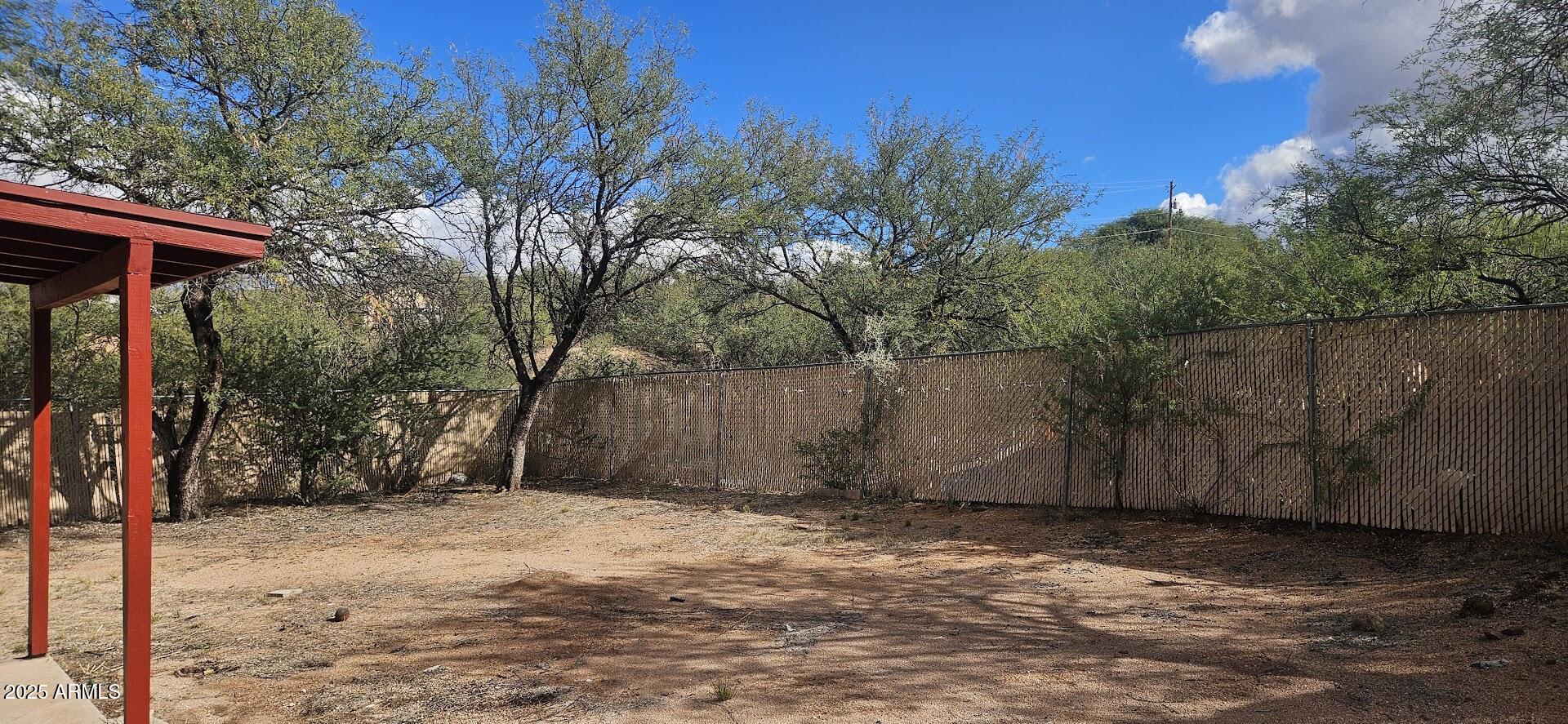 895 VIA ESMERALDA --