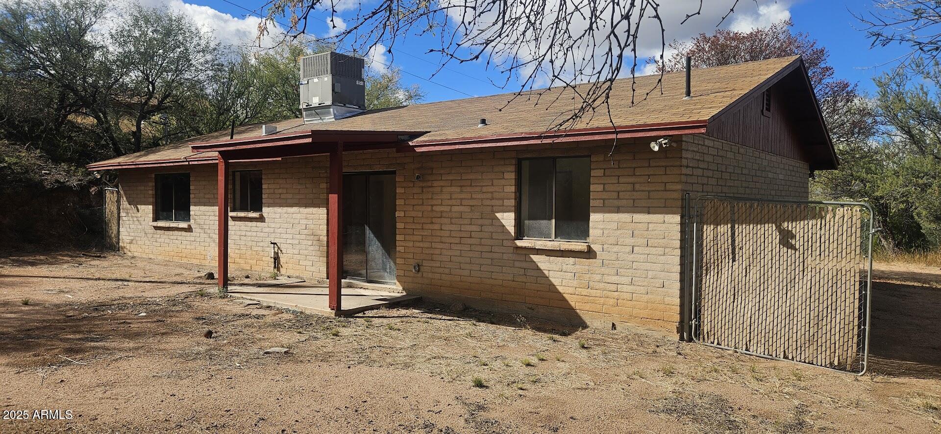 895 VIA ESMERALDA --