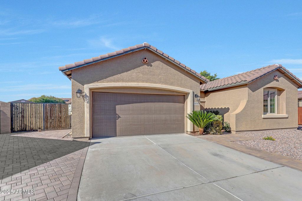 Photo of 16040 W Desert Flower Drive, Goodyear, AZ 85395 (MLS # 6951252)