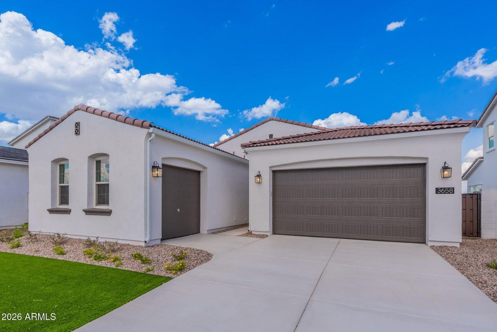 Photo of 3658 W Horse Trail Way, San Tan Valley, AZ 85144 (MLS # 7027296)