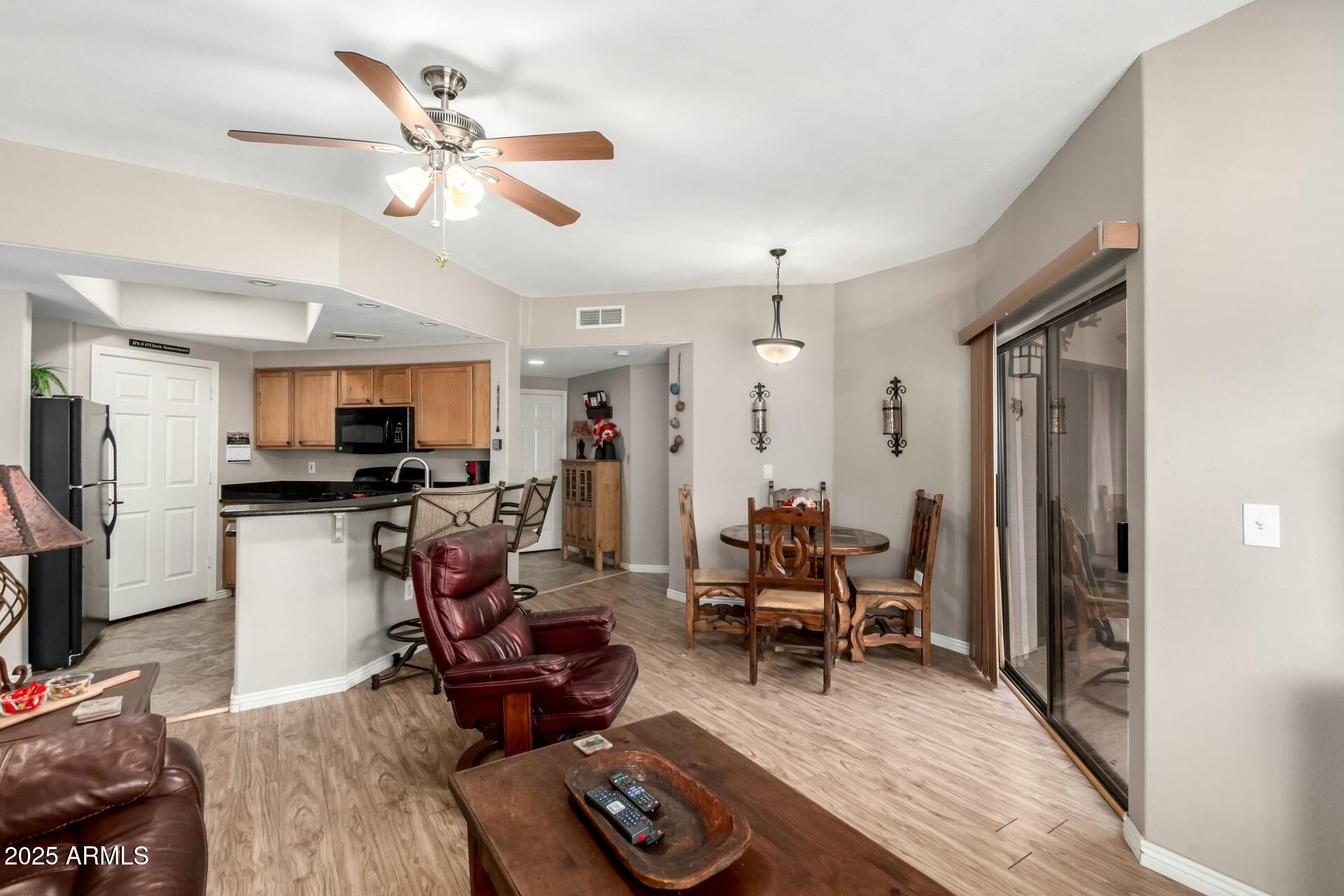 10030 W INDIAN SCHOOL Road 165