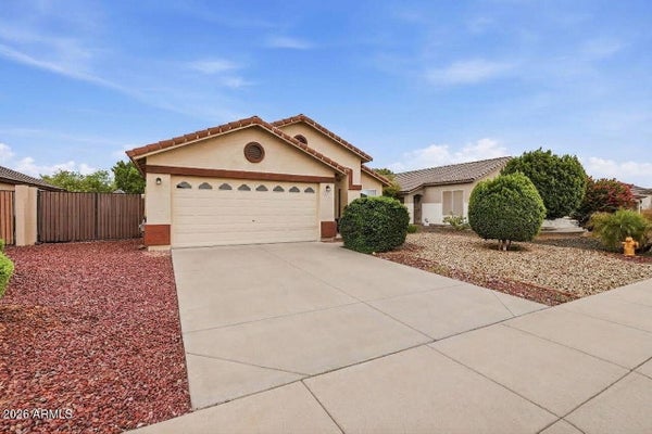 8222 W BEHREND DR, PEORIA, AZ 85382 - Image f4eb24df61b5b3252bb60bd0cddb2339/4107999005