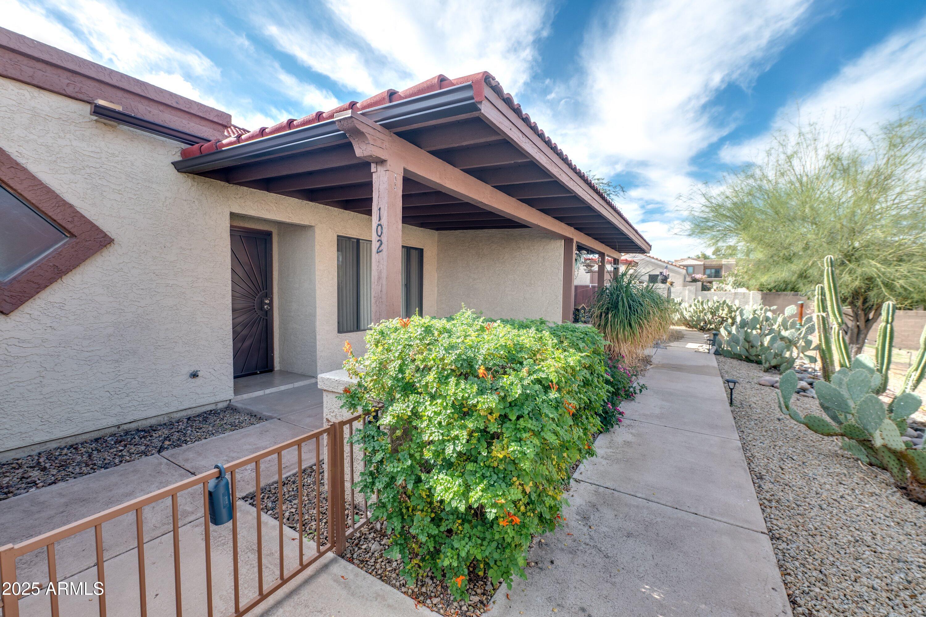 13636 N HAMILTON Drive 102