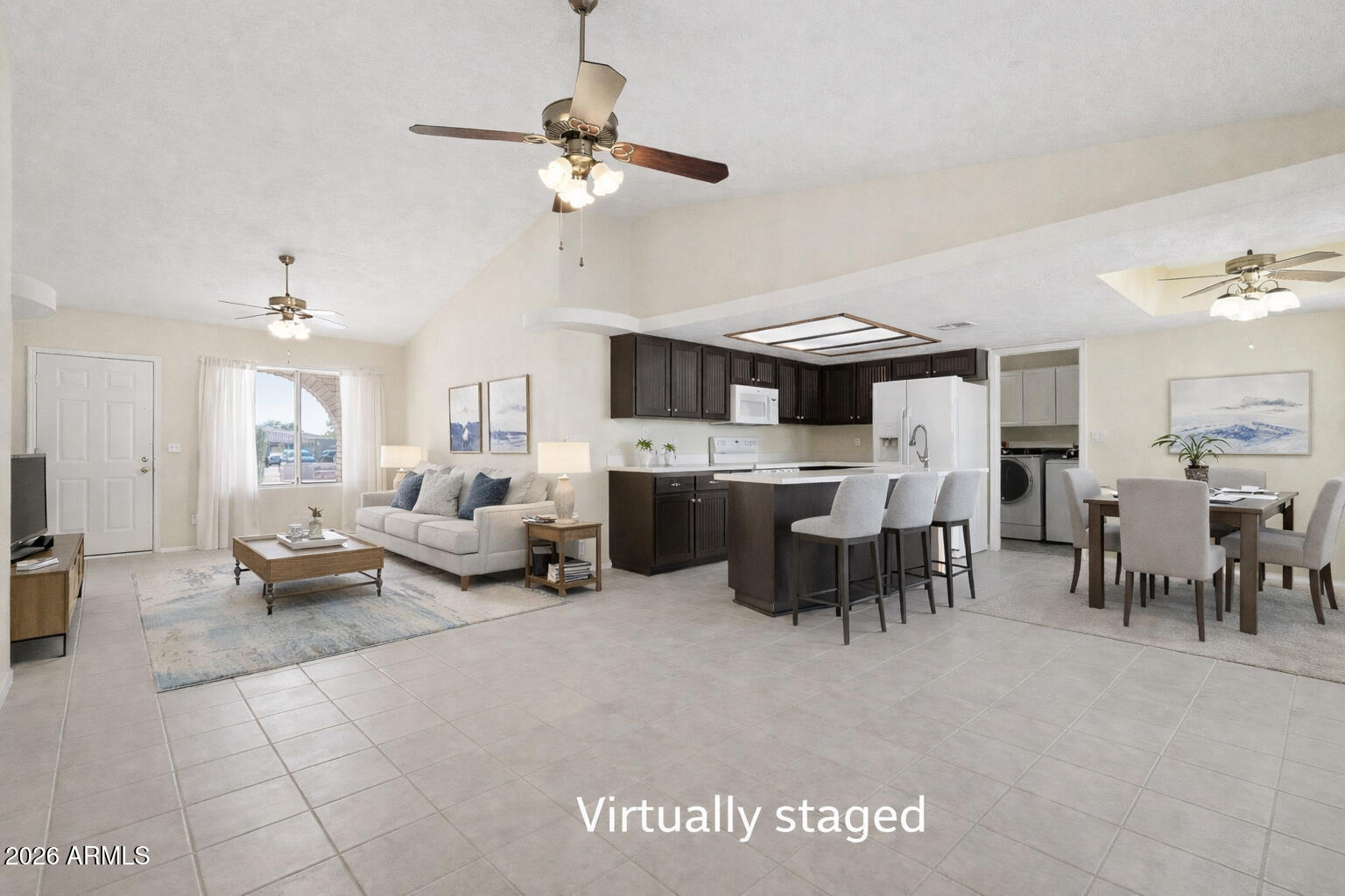 2226 E DIAMOND Avenue