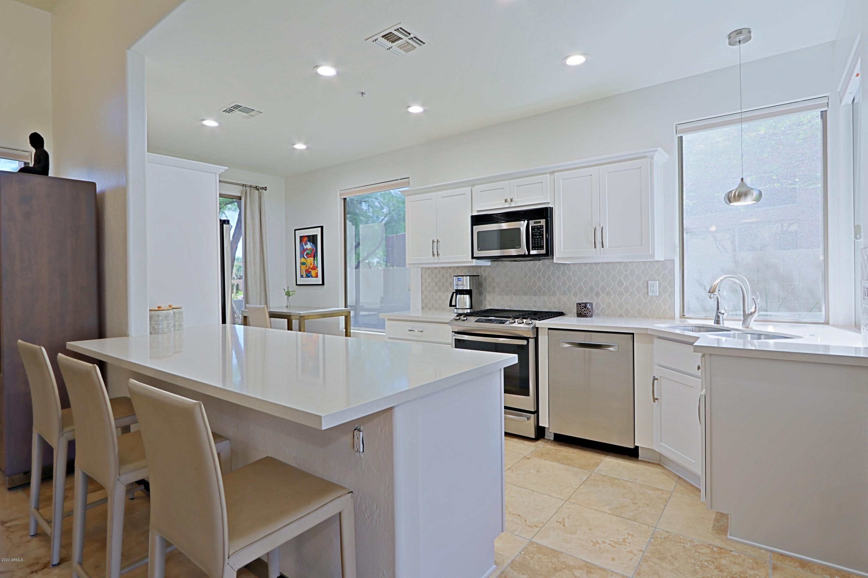 7122 E ALOE VERA Drive