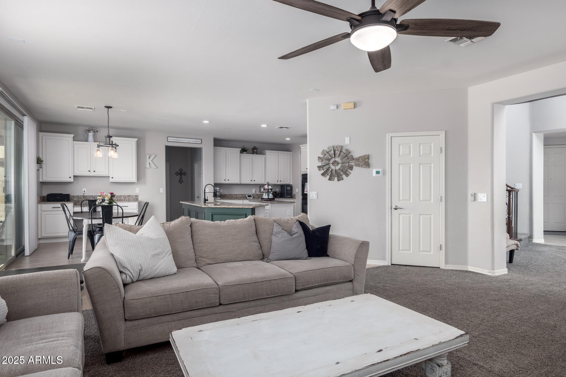 6453 W MONTEBELLO Court