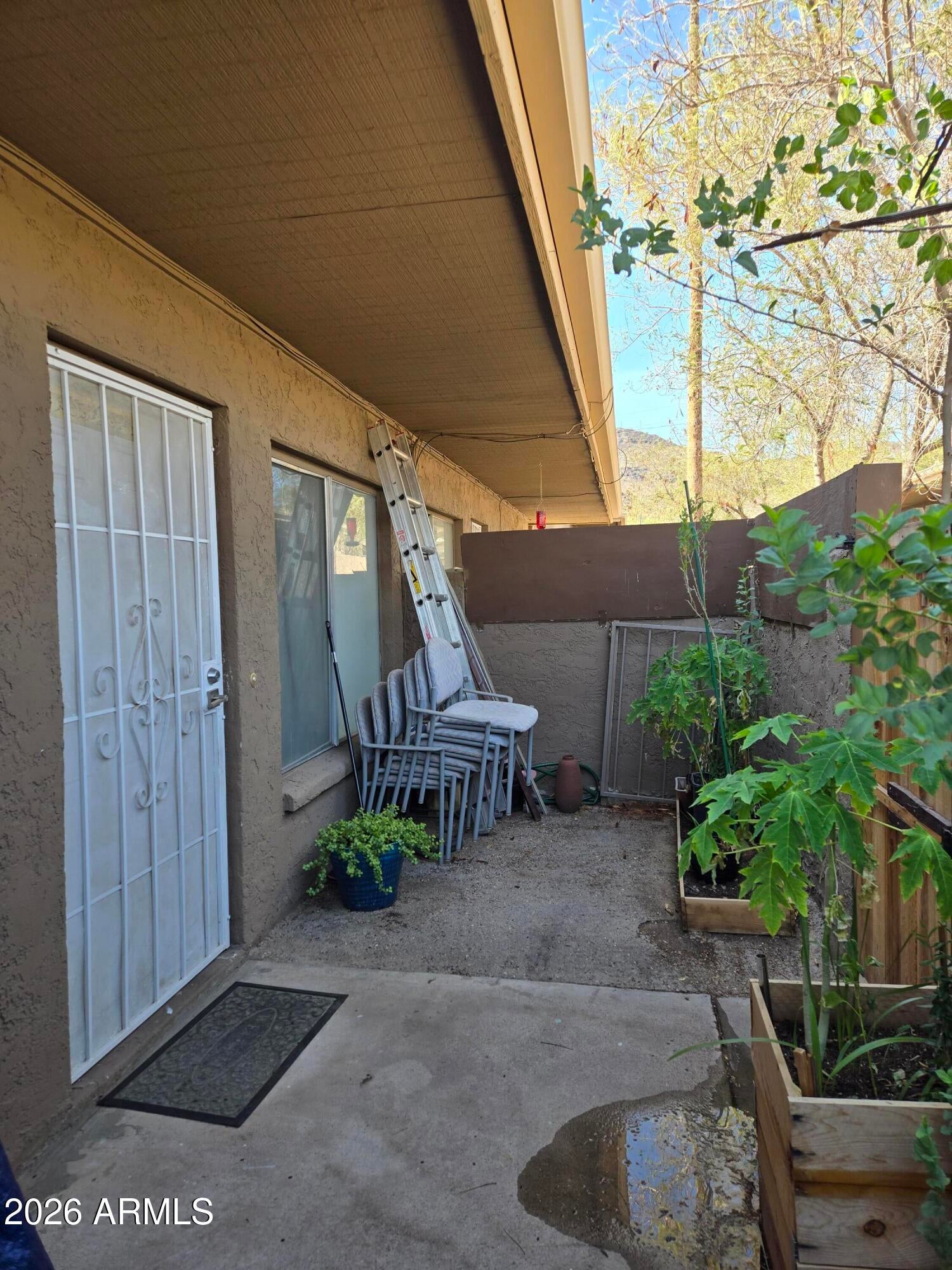 925 W PEORIA Avenue 44