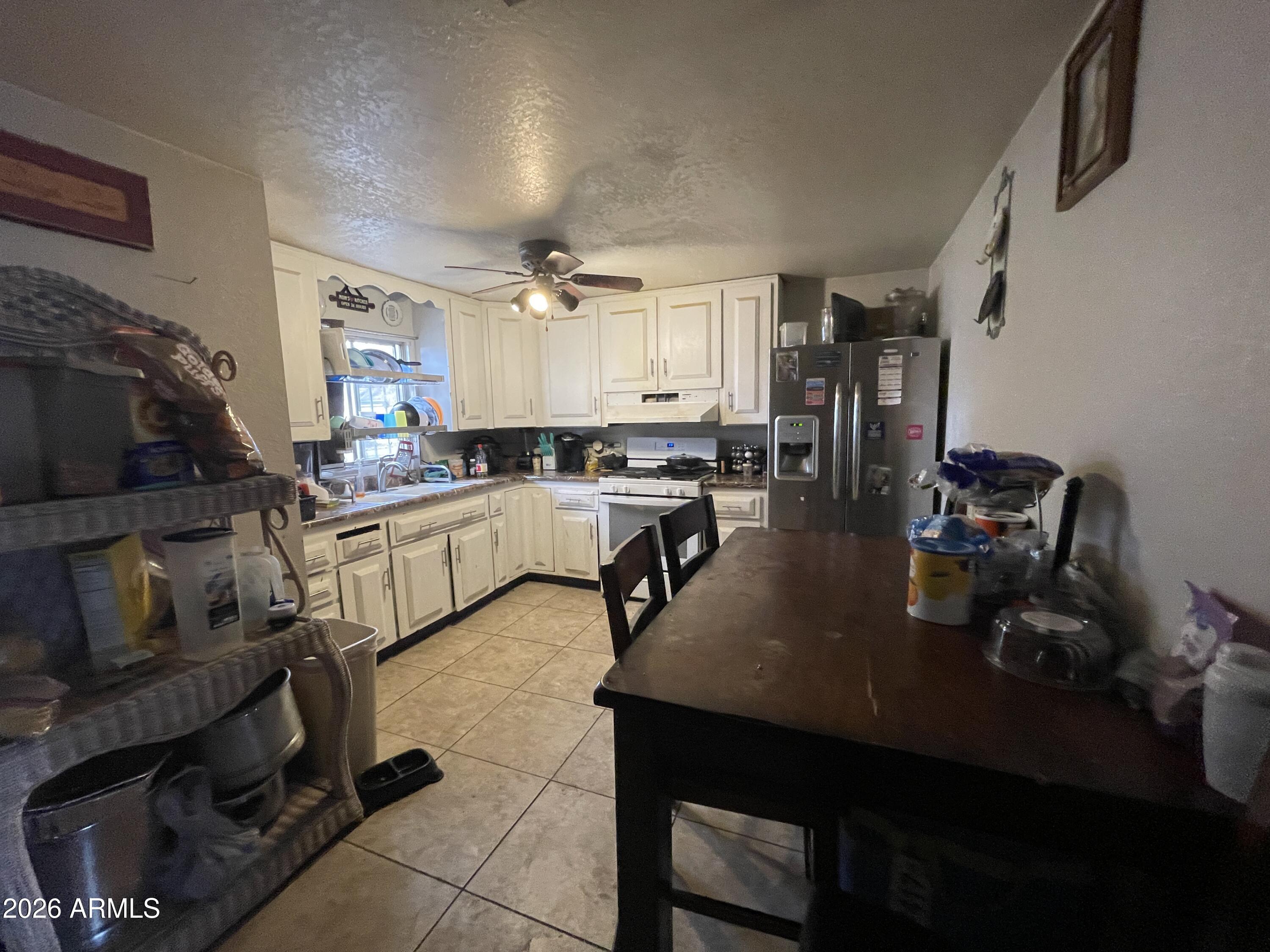 3021 W MADISON Street