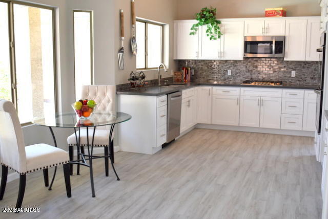 4714 E PRICKLY PEAR Trail