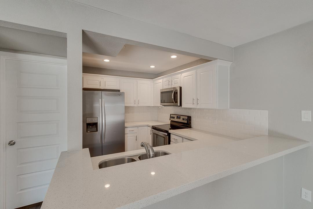 1645 W Baseline Road 2120