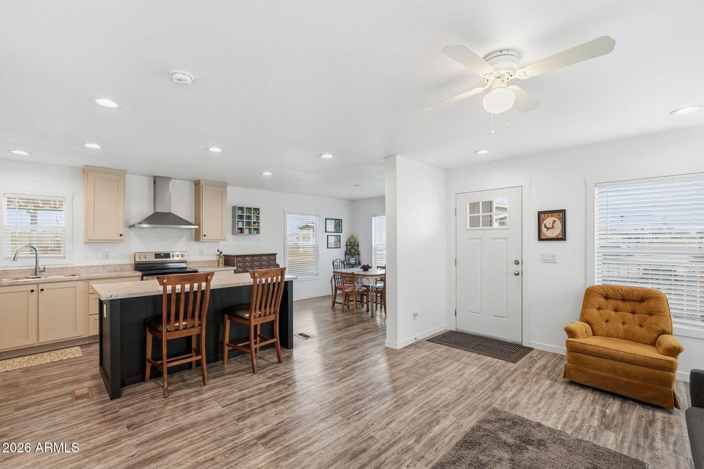 Photo of 312 E O'Neil Drive #103, Casa Grande, AZ 85122 (MLS # 6965152)