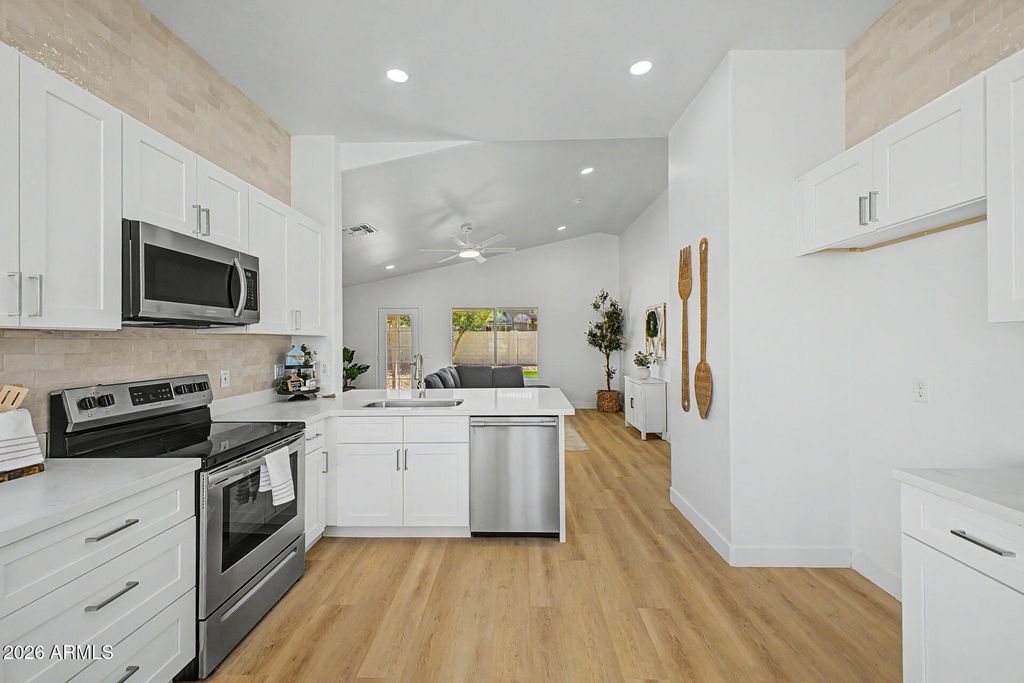 Photo of 11021 W Hayward Avenue #<WOW>, Glendale, AZ 85307 (MLS # 7017498)