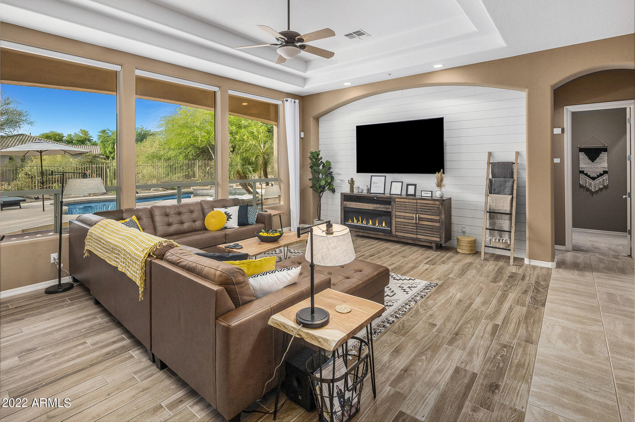 5936 E NIGHT GLOW Circle