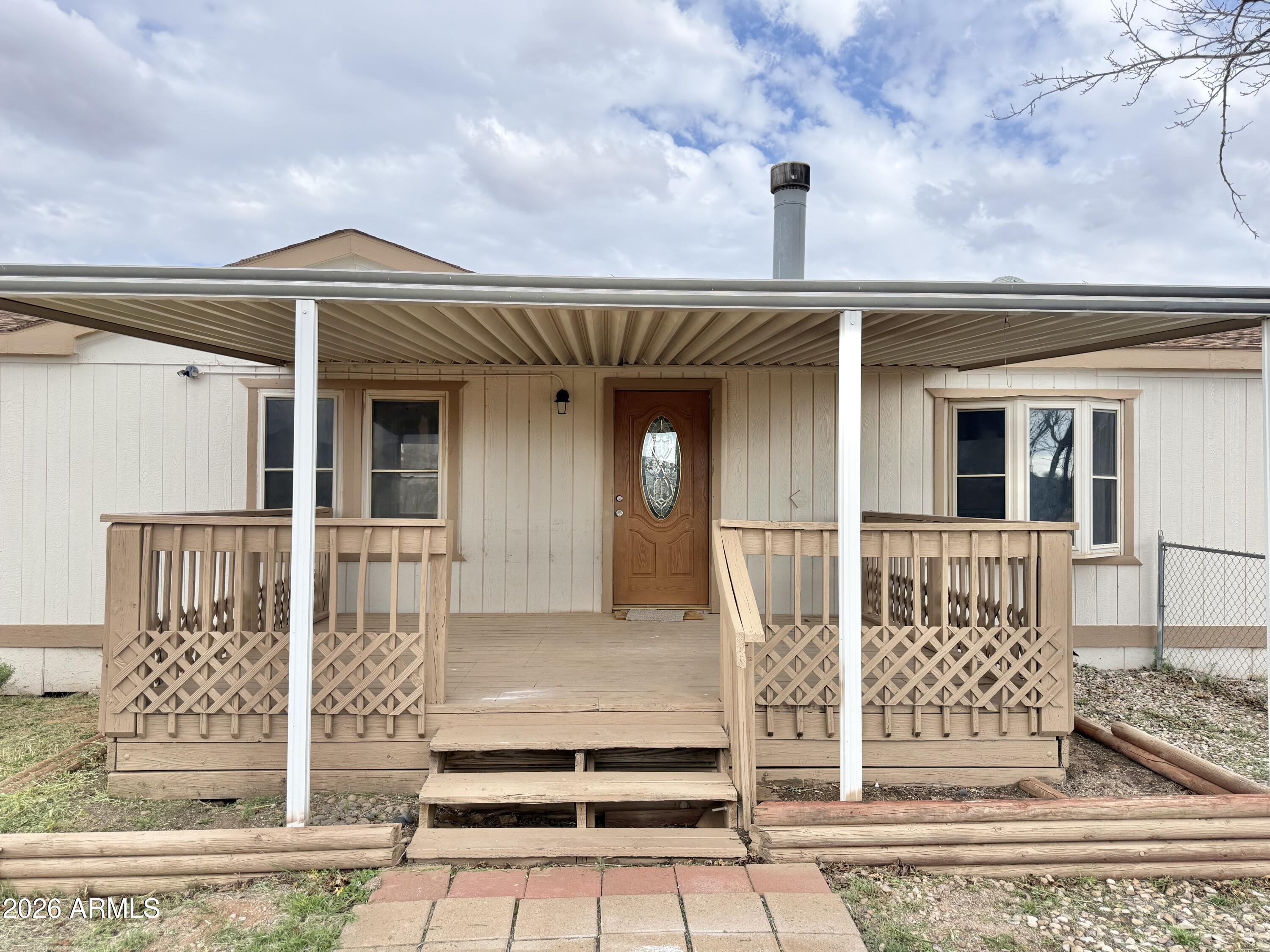 2512 N CALLE SIETE --