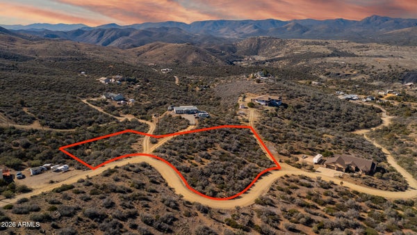 14045 E BEVERYL HILLS DR, HUMBOLDT, AZ 86329 - Image f51e1505f8d7a4c1de5b4ea2c79c3cb7/2544422332