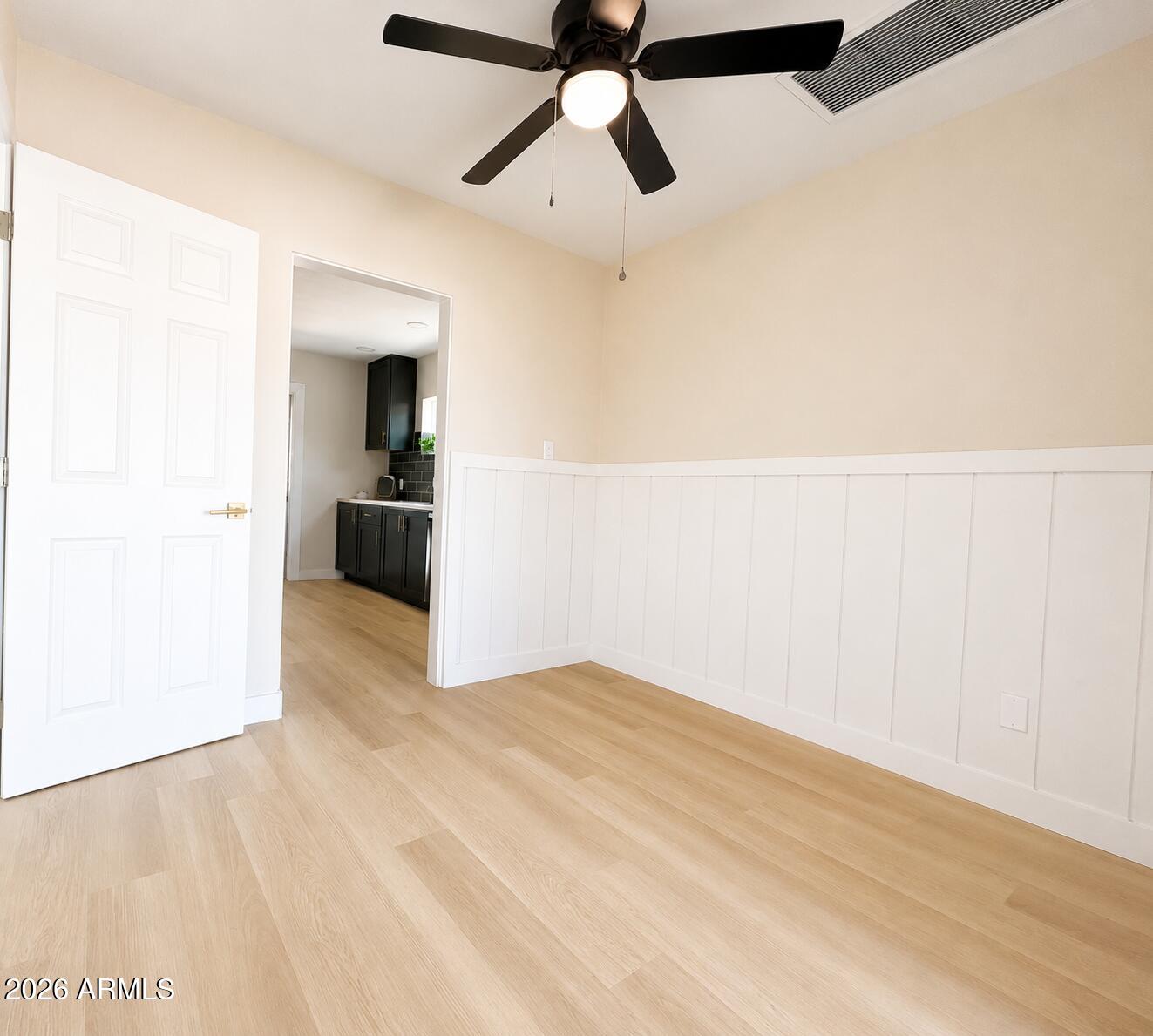 455 W ROOSEVELT Avenue