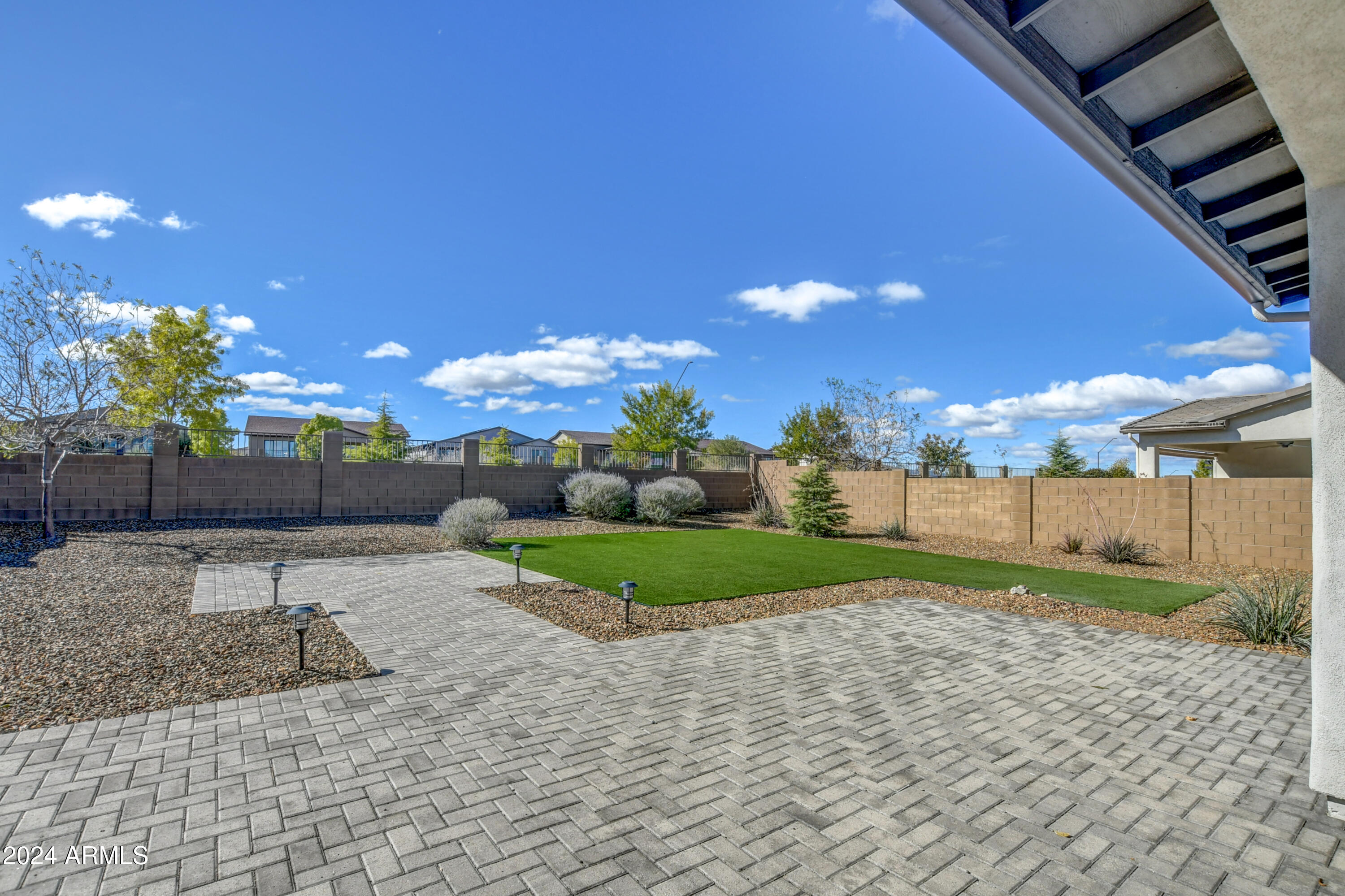 5393 CRESCENT EDGE Drive