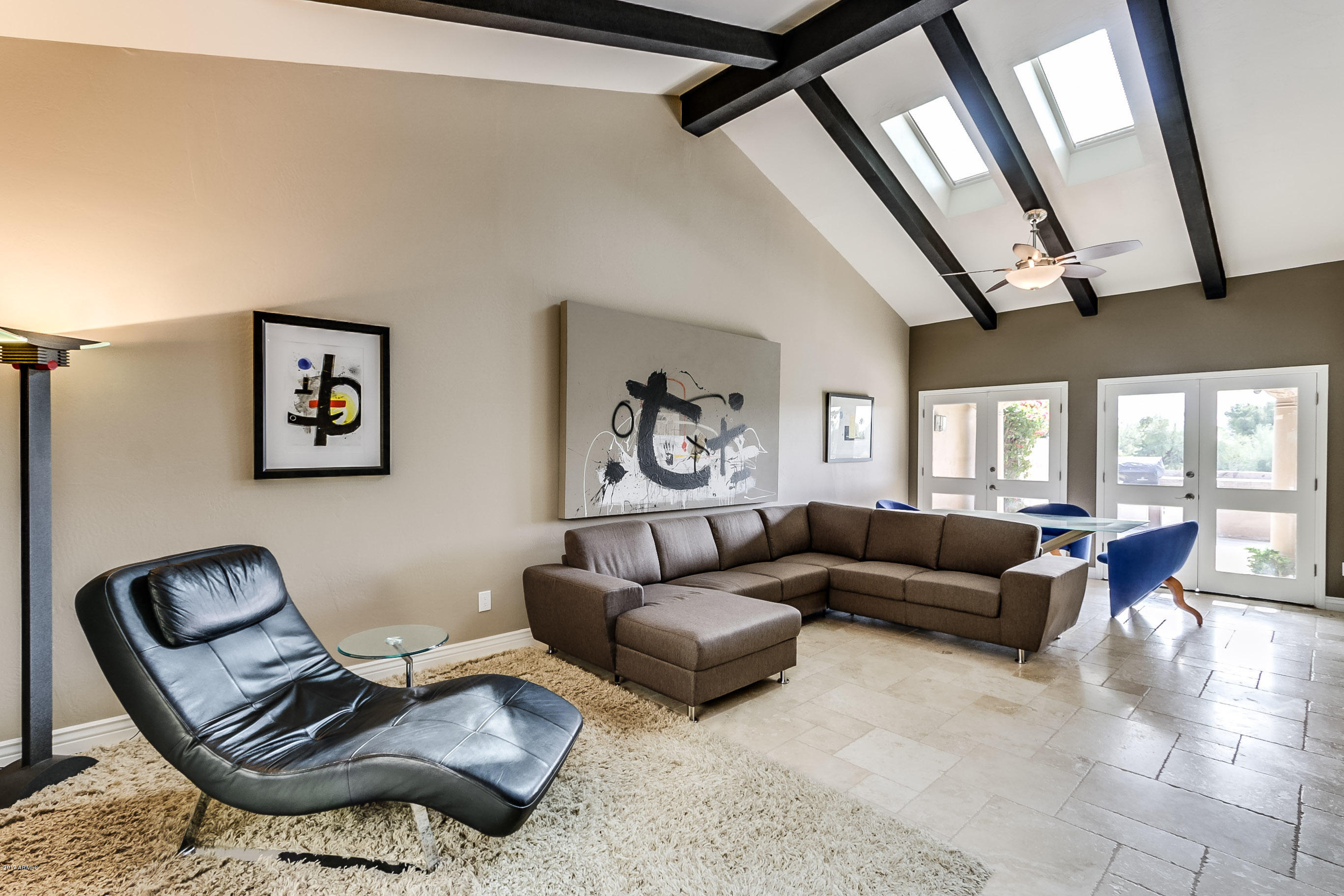 8711 E PARAISO Drive