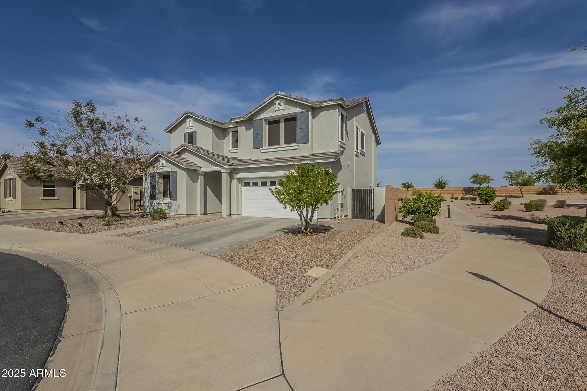 3247 N LOMA Vista