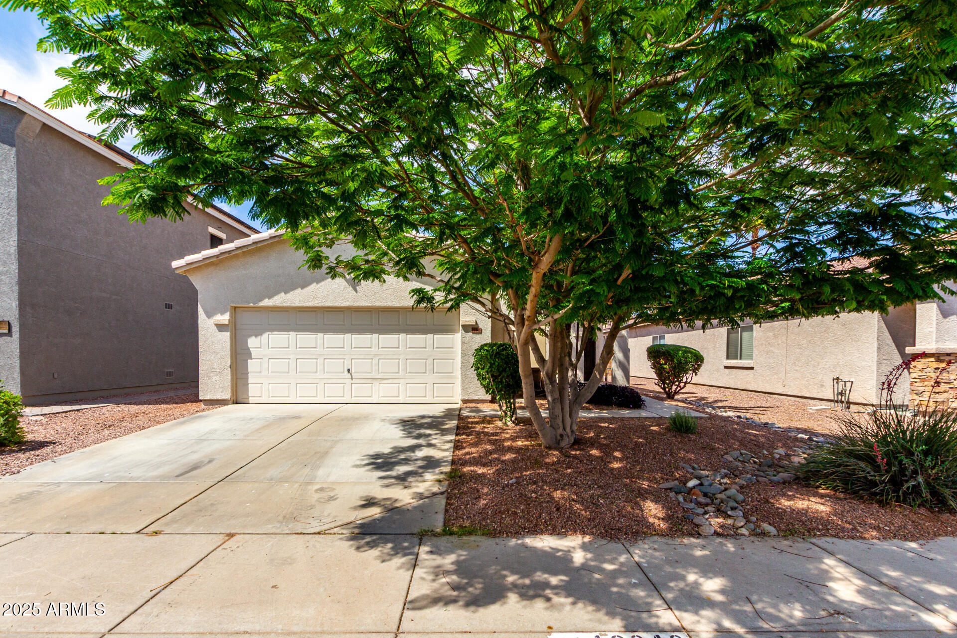 16848 W RIMROCK Street