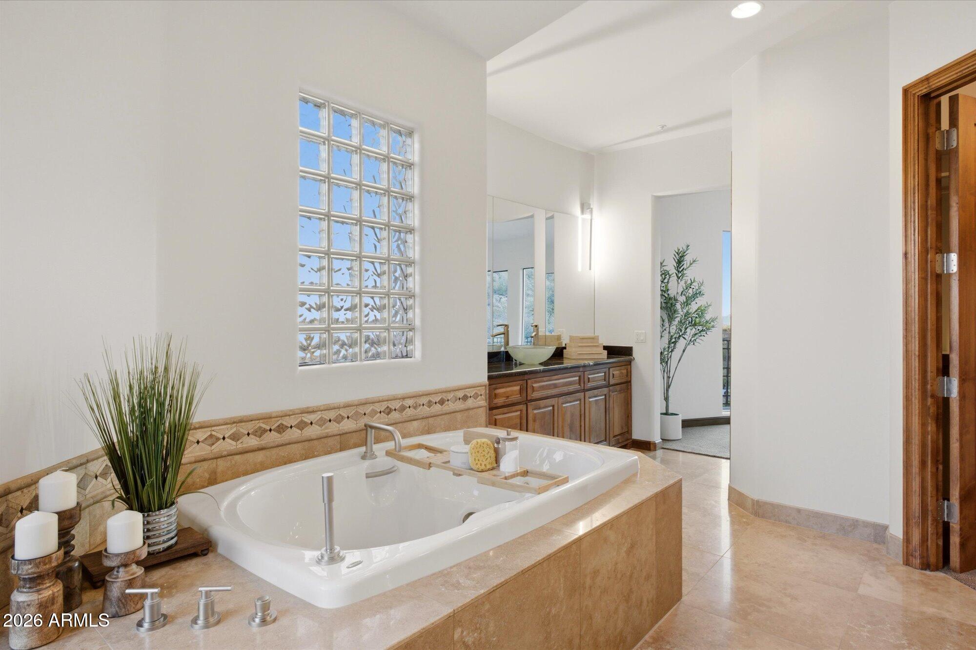 Scottsdale, Arizona, 85259, United States, 4 Bedrooms Bedrooms, ,6 BathroomsBathrooms,Residential,Active,2030097