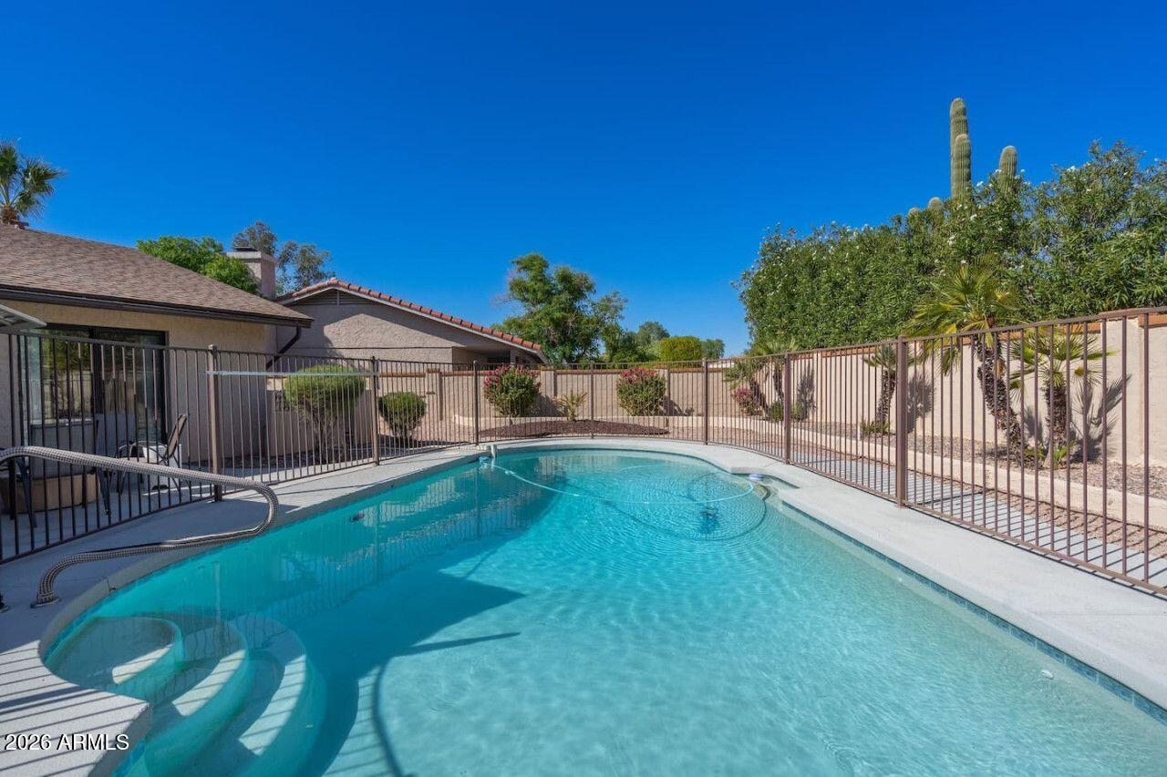 8742 E SAN DANIEL Drive