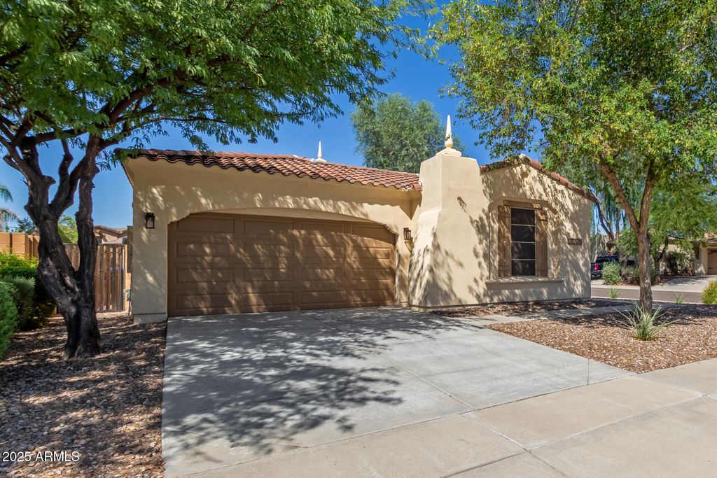 Photo of 29798 N 121st Drive, Peoria, AZ 85383 (MLS # 6927791)
