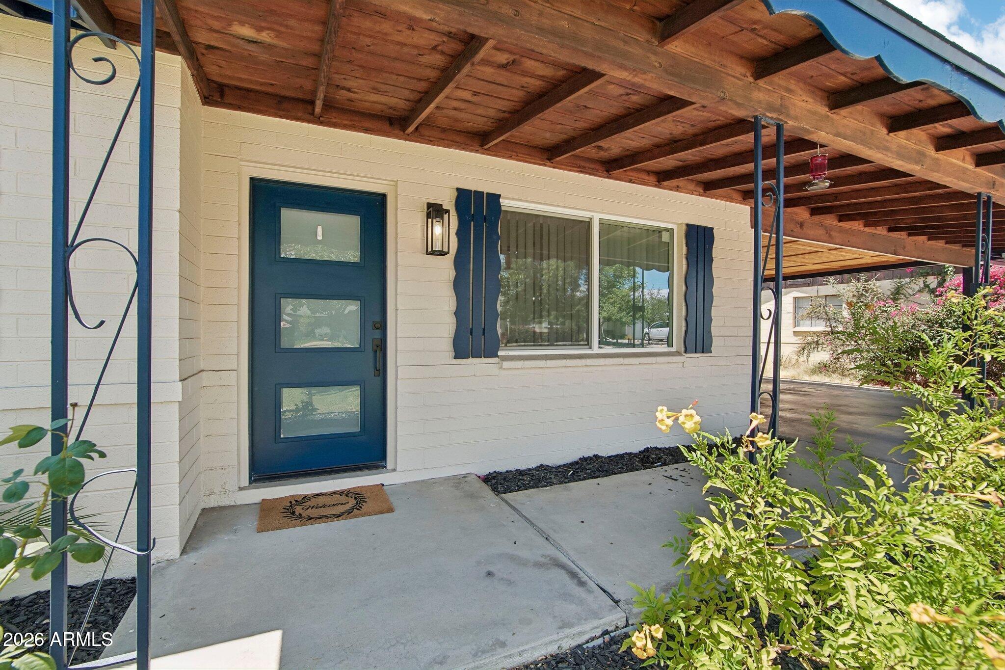 2401 W ECHO Lane