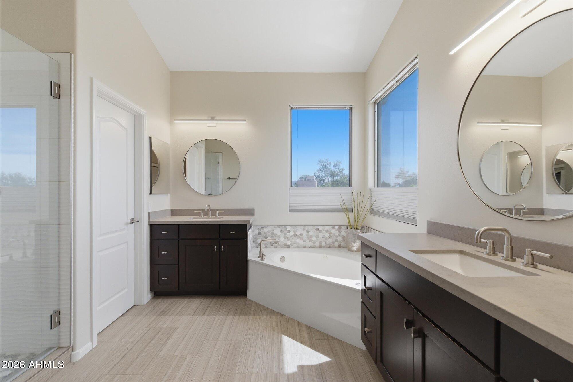 Scottsdale, Arizona, 85254, United States, 5 Bedrooms Bedrooms, ,3 BathroomsBathrooms,Residential,Active,2034285