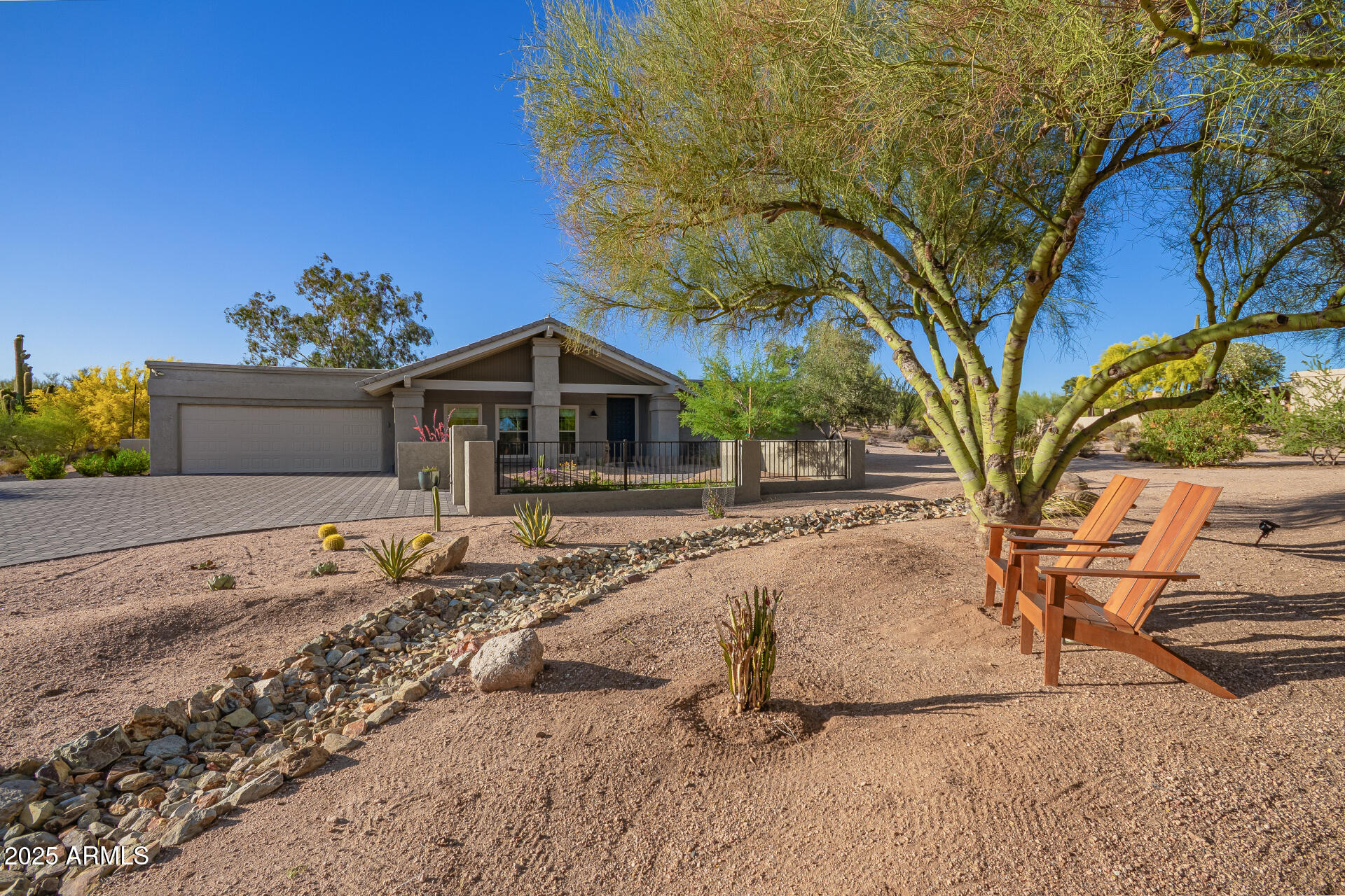 9432 E QUAIL Trail