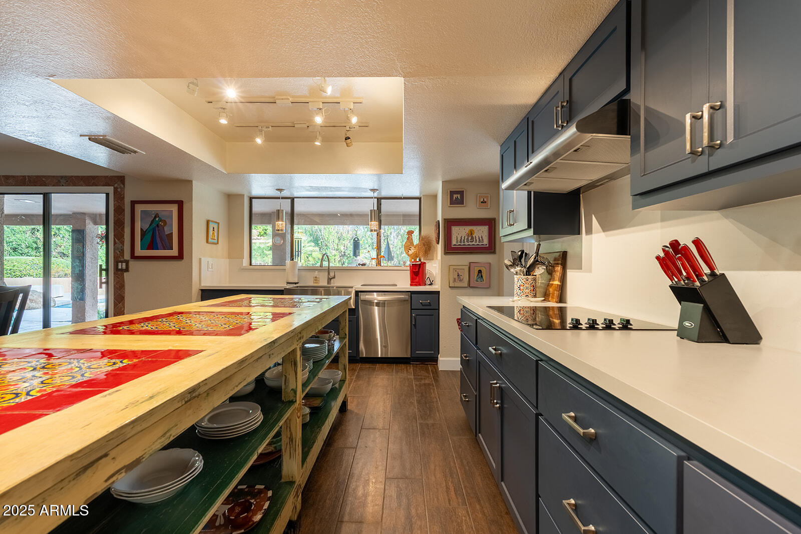 7507 N VIA DE LOS LIBROS --