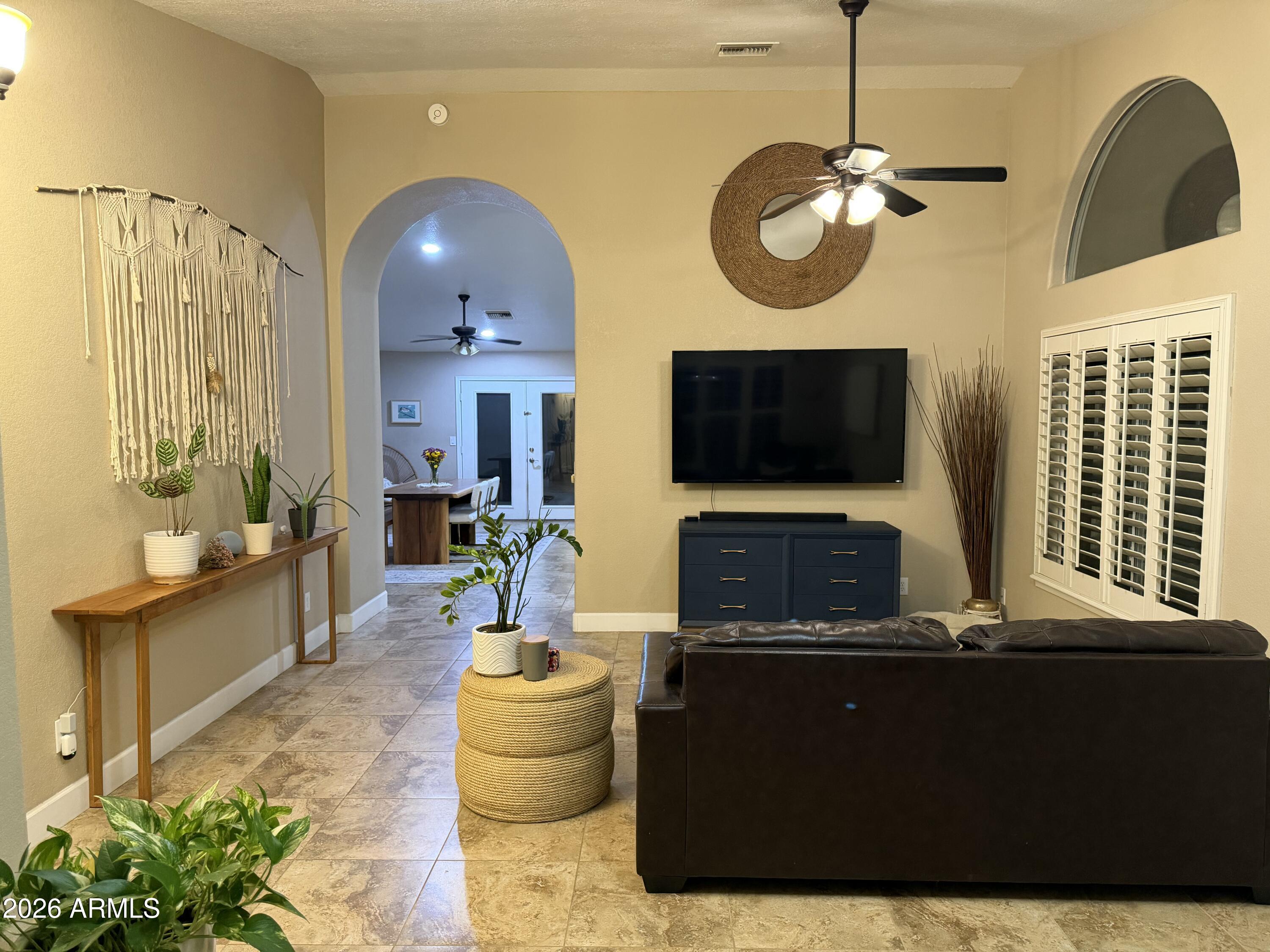 401 E MERRILL Avenue