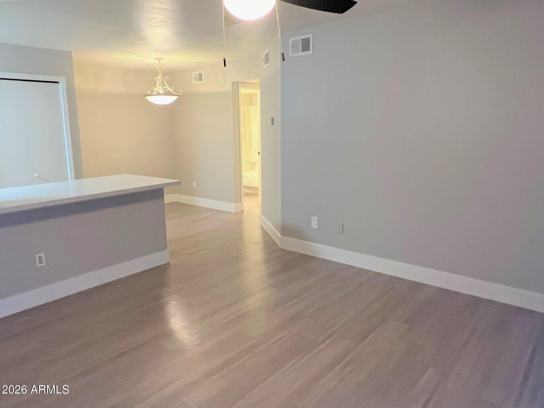533 W Guadalupe Road Unit 1019