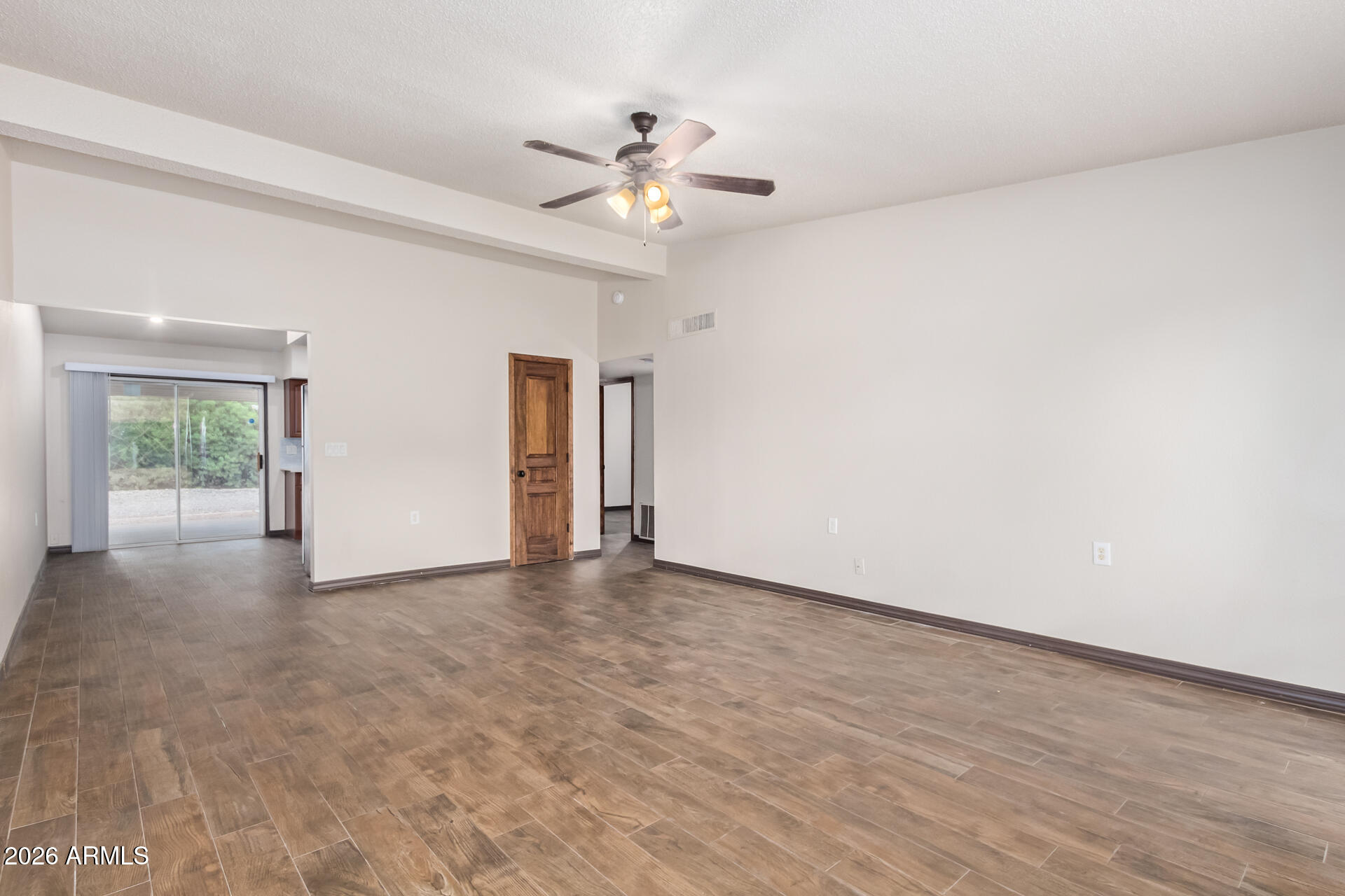 7101 E WILSHIRE Drive 2