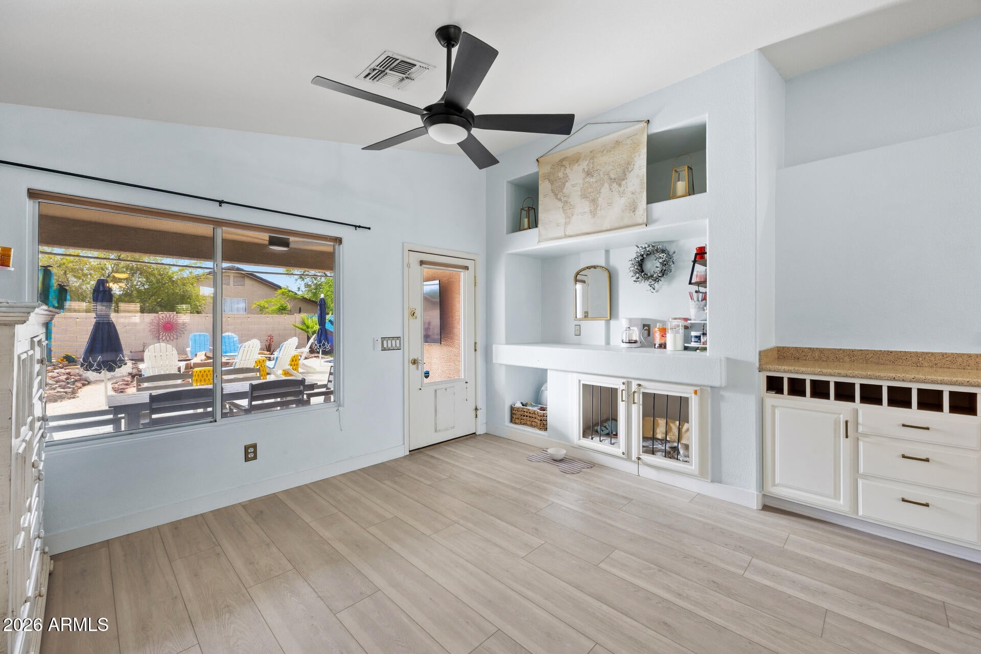 7633 W FOOTHILL Drive