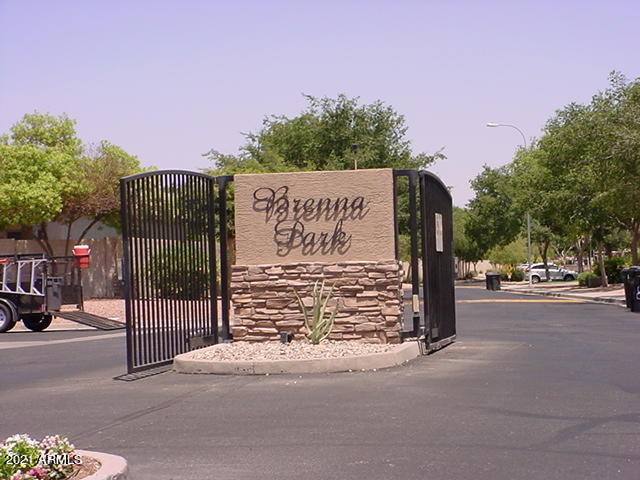 66 S PEPPERWOOD Place