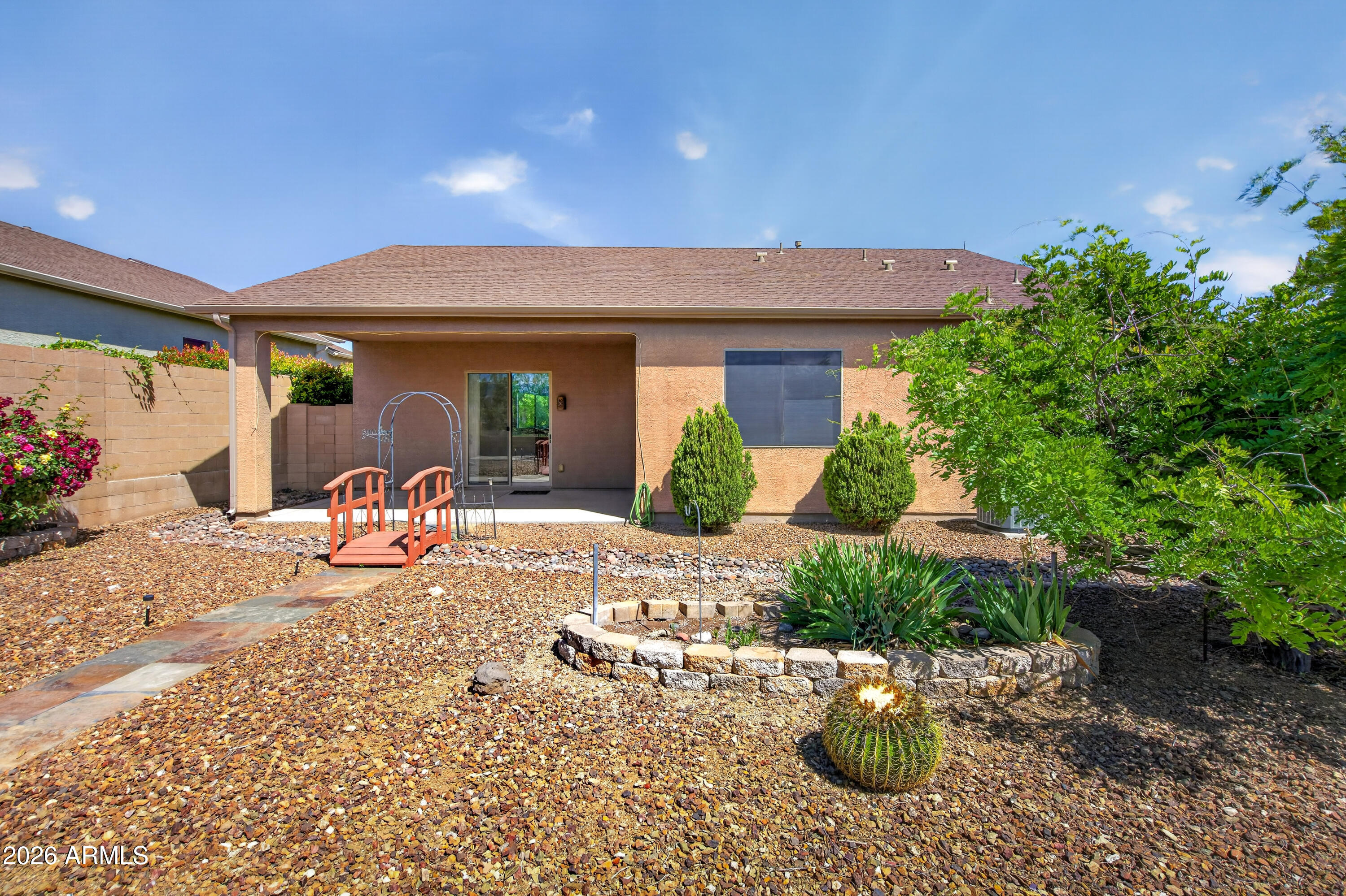 VERDE CLIFFS - Residential