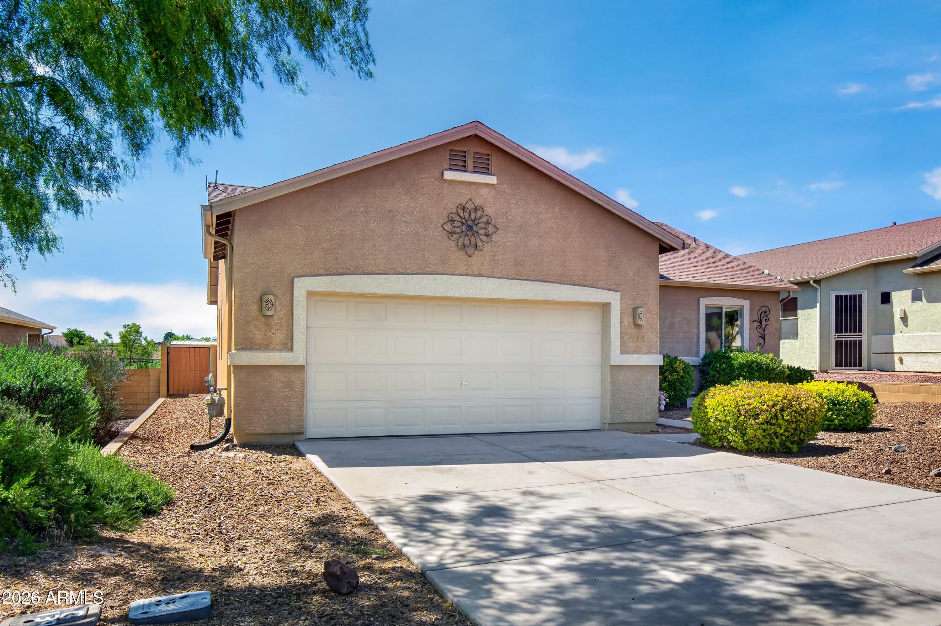 539 W SADDLE CREEK Drive