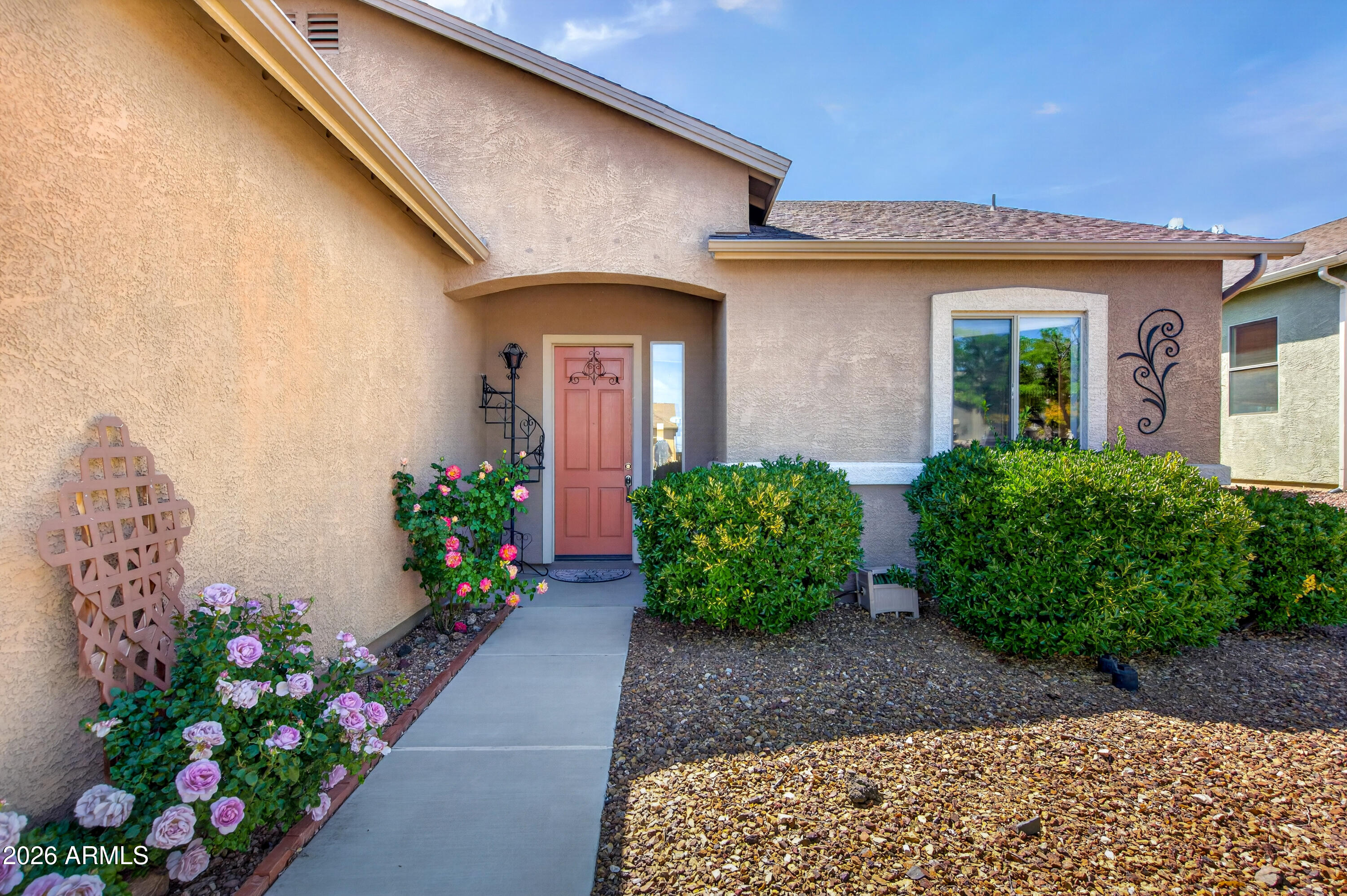 539 W SADDLE CREEK Drive